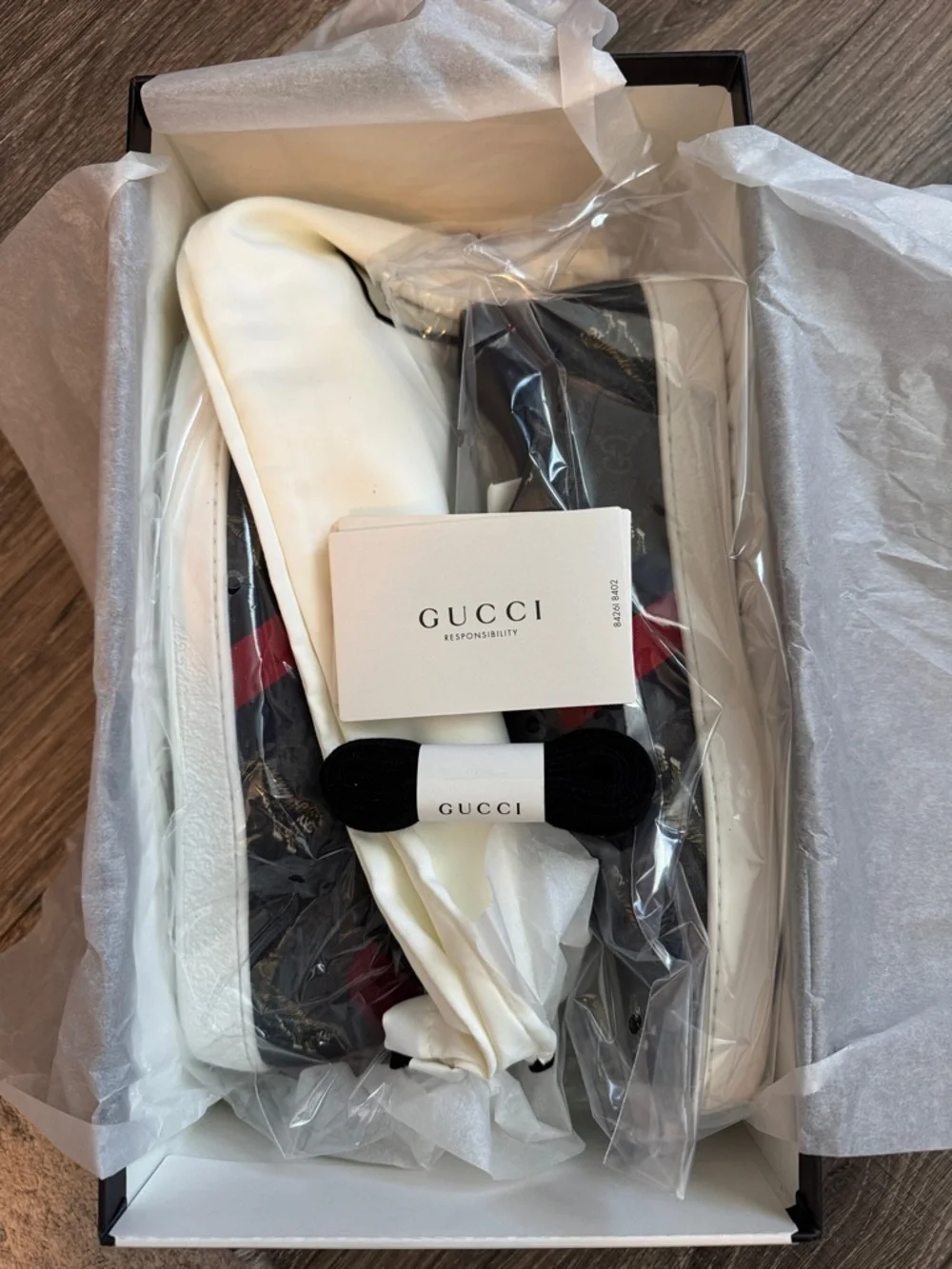 Gucci Black Leather Low-Top Sneaker with Red & Navy Web Stripe - Picture 8 of 10